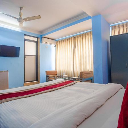 Oyo 808 Hotel Om Ganapati Pvt Ltd Kathmandu Exteriör bild