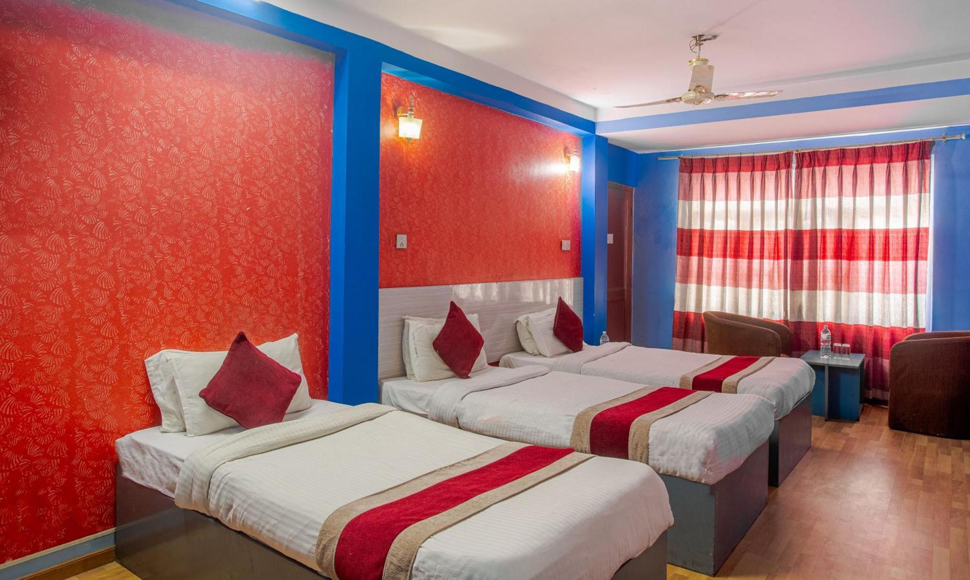 Oyo 808 Hotel Om Ganapati Pvt Ltd Kathmandu Exteriör bild